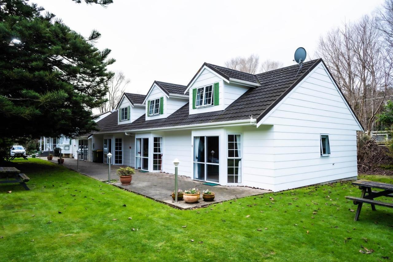 Bucket Tree Lodge Tawa 외부 사진