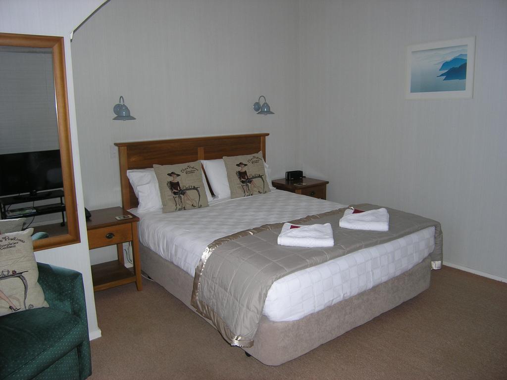 Bucket Tree Lodge Tawa 외부 사진